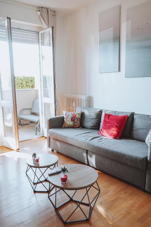 10 Min From The Airport-Wifi-Free Parking Apartman Samarate Kültér fotó