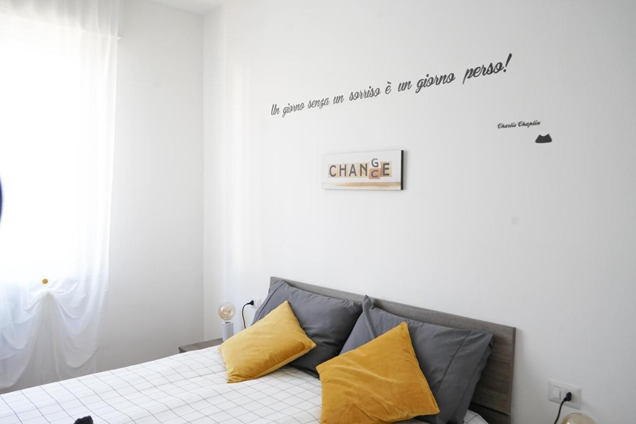 10 Min From The Airport-Wifi-Free Parking Apartman Samarate Kültér fotó